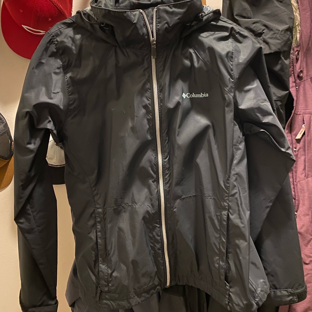 Columbia rain jacket